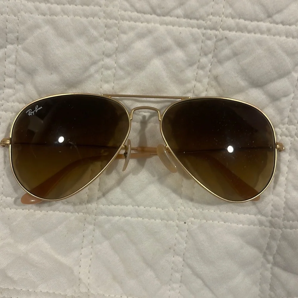 Aviator Ray-bans - Picture 1 of 3